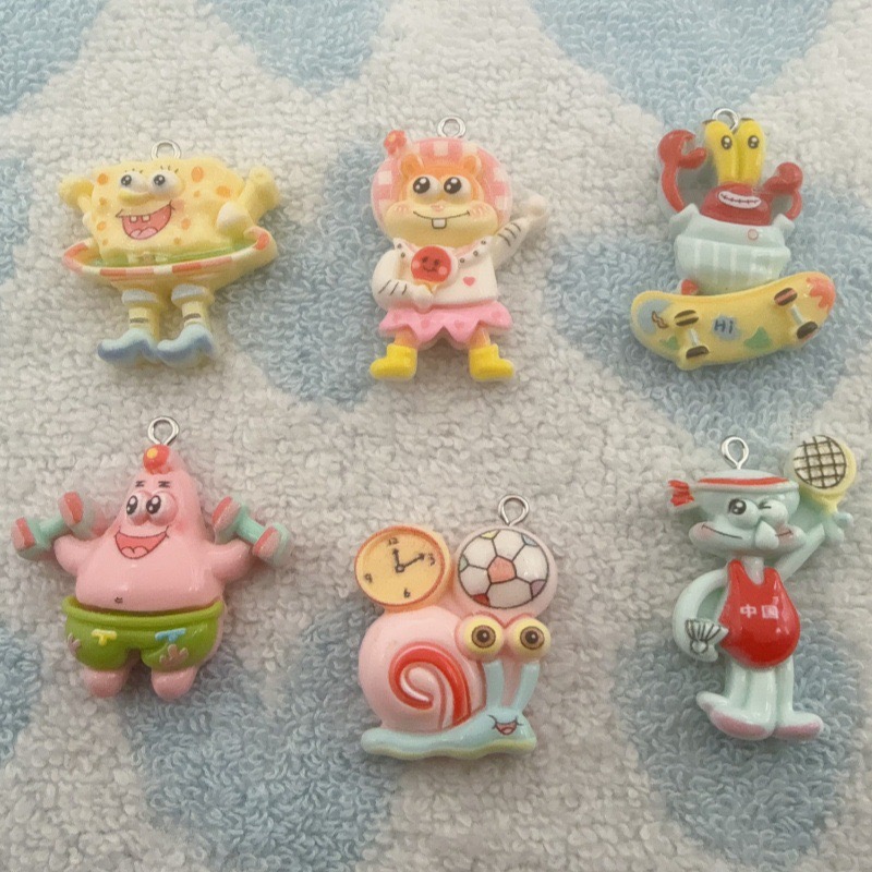 10pcs cartoon resin pendant, D - Jewelry Making Party 评论和价格